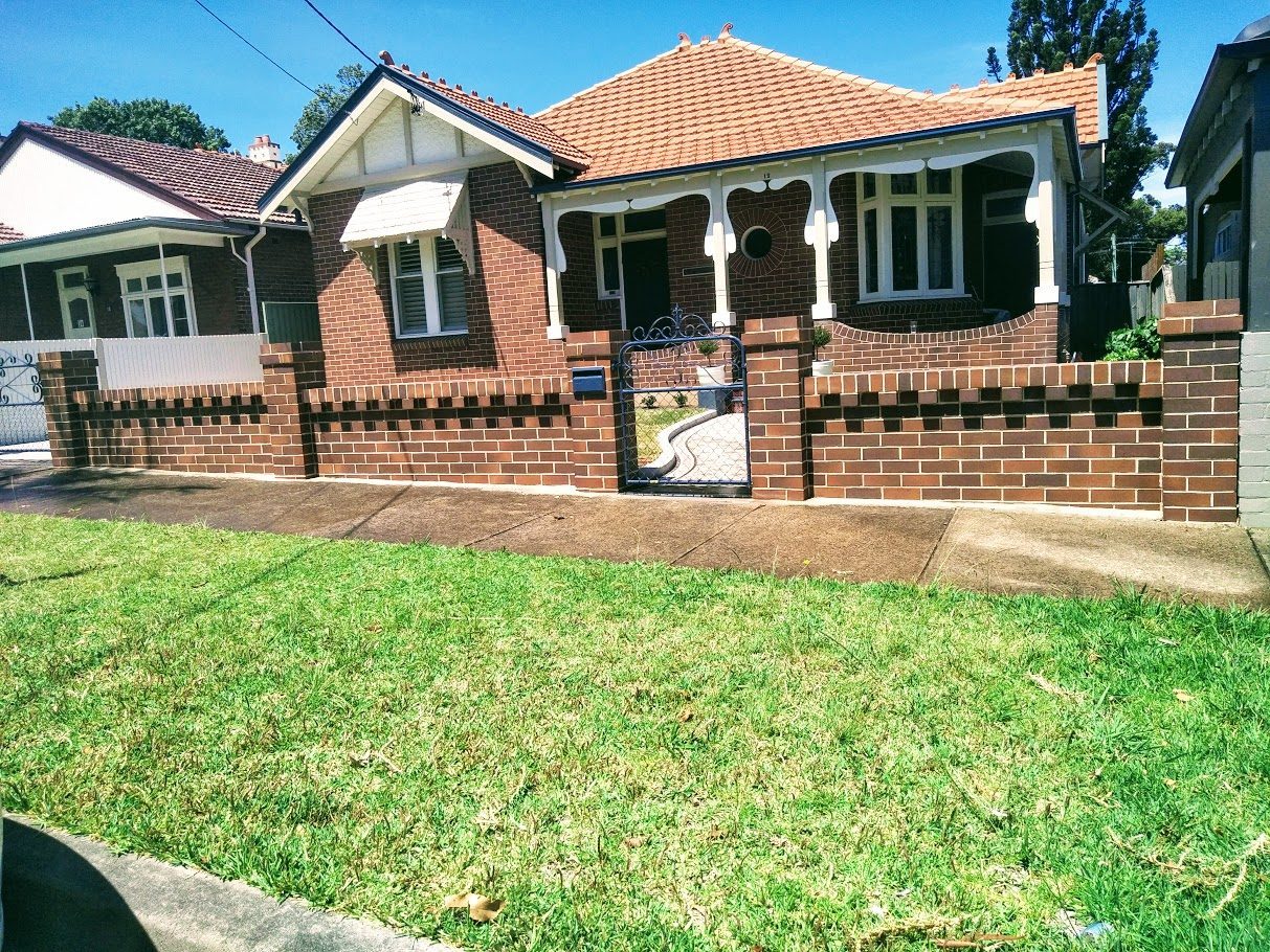 Heritage Style Brick Fence with decorative gate — Burwood